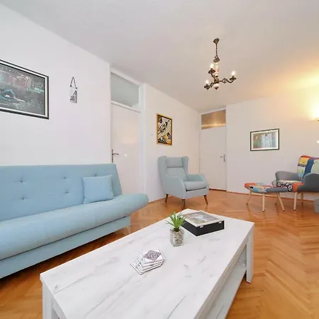 דירה Lana In Centre With Garage זאדאר