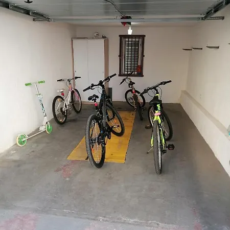 Appartement Lana In Centre With Garage Zadar
